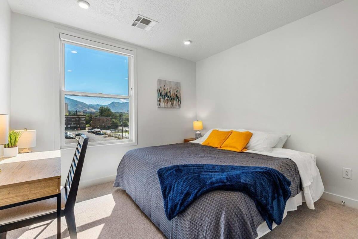2Br Luxury Urban Escape Balcony & Fitness Center Appartement Salt Lake City Buitenkant foto