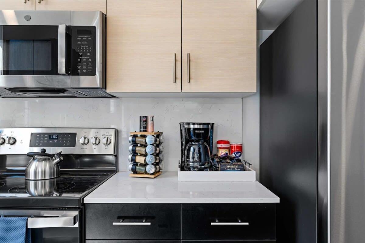 2Br Luxury Urban Escape Balcony & Fitness Center Appartement Salt Lake City Buitenkant foto